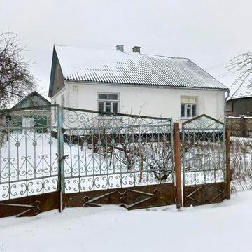 Продается компактний будинок. Почаїв