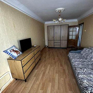 Газ, вода і опалення є навіть без світла! Лівобережна 15 хвилин пішки.