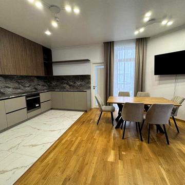 Оренда 2-кімн. квартири, р-н Боздош, поруч з парком.