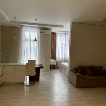 Сдам студию ЖК Французкий бульвар 1