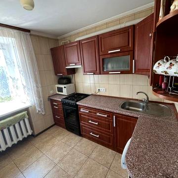 Здається 1-кім ЮЗР