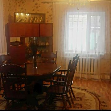 Здається просторий будинок. Меблі і техніка. Опалення - газовий котел.