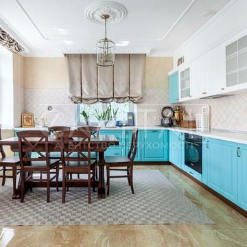 Прорізна, 12