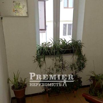 Продаж 1к Квартира Захисників України (1 Травня) вулиця