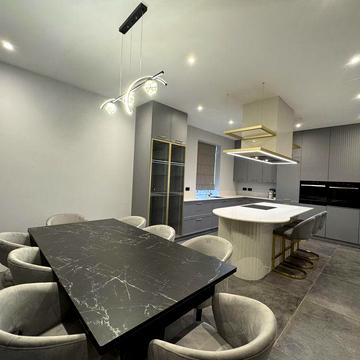 Здам ВІП будинок з гаражем