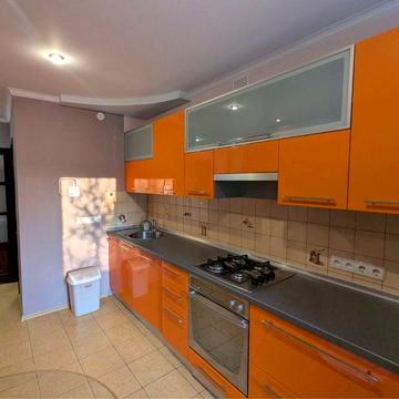 Здається 1-кім ЮЗР