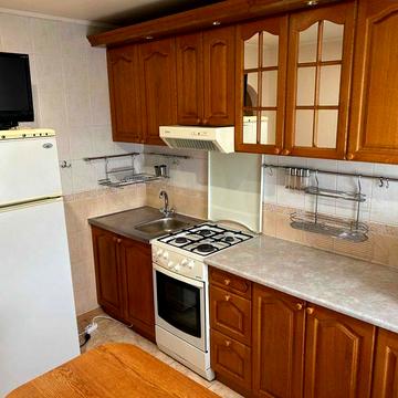 Максима Залізняка вул., 14