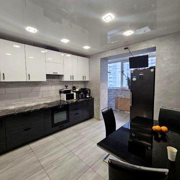 Продається 2-кімнатна квартира, якісний ремонт, гардеробна.