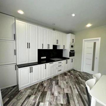 Практична вул., 1