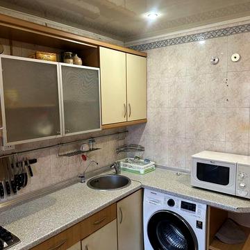 Оренда. Трикімнатна.