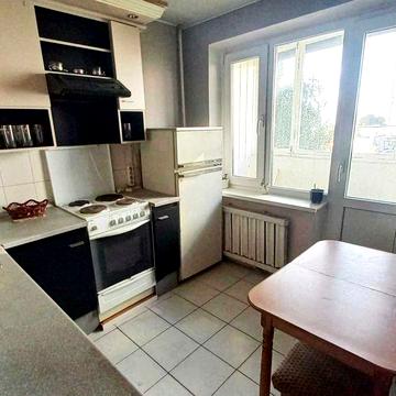 Продам 3-кімн. квартиру біля станції метро Святошин