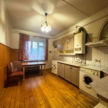 Здається 4х кімнатна кв.з можливістю викупуу.125м.кв.