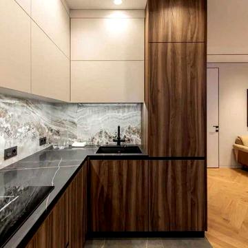 Шикарна 3 кімнатна в самому центрі міста