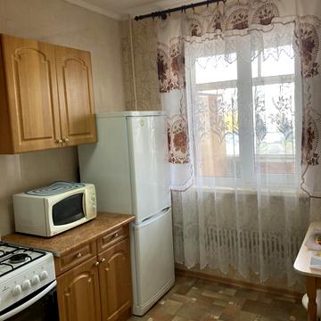 Жуковського просп., 7