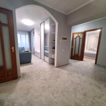 3 кімн кв Паркомісце Центр Універмаг