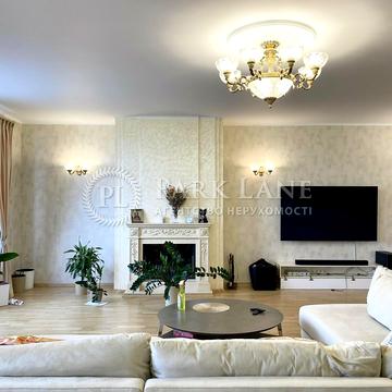 Ірининська вул., 5/24