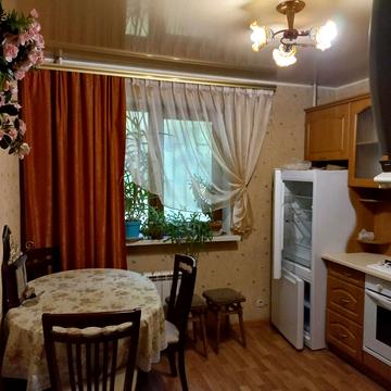 Варненська вул., 14/3