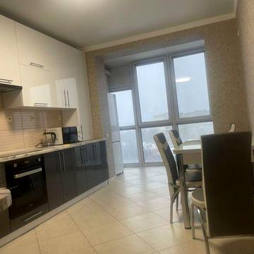 Оренда 1к квартири вул Пирогова 76 в жк Пироговский