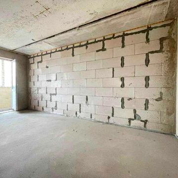 Продам 2к с шикарным месторасположением! Своя крышная котельная!