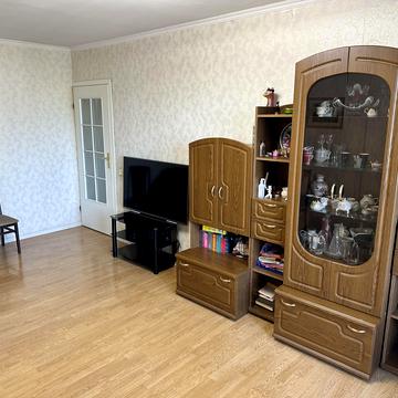 Борщагівська вул., 4