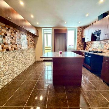 Дворівнева квартира новобудова Стрий Басараб 122 м2