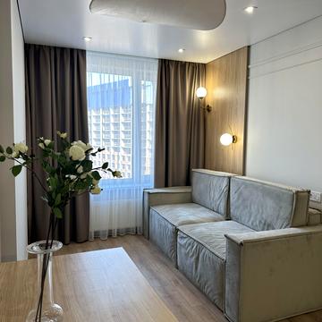 Академіка Заболотного вул., 1-А