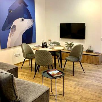 Продаж 2-кім. квартири вул. Театральна