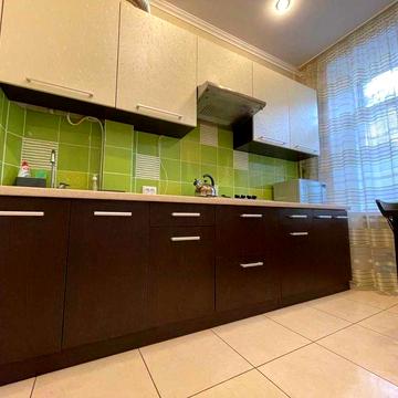 Продається дуже затишна 2кк,в самому центрі,на вул Маріупольській!