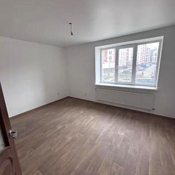 Продаж 3к квартири 74.7 кв. м на вул. Смакули