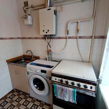 Оренда 2-кім. квартири по вул.Набережна (початок)