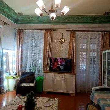 2-х комнатная. Центр. Хорошее жилое состояние.