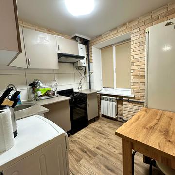 Галицька вул., 1