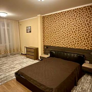 Продам 2к квартиру в Центре ул. Грековская 5