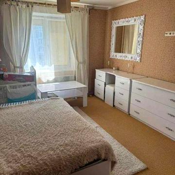 оренда 3 кімнатна м. Харківська, Братства Тарасівців 12/37, Дарницький