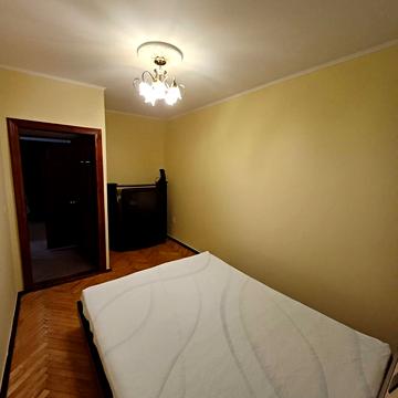 Гетьмана Павла Полуботка вул., 21