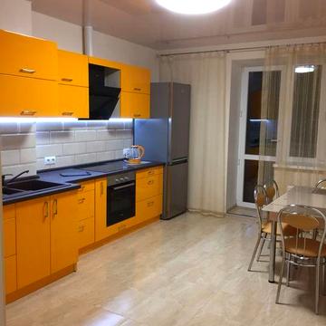 Сдам 1комн квартиру в ЖК Вернисаж.  2 этаж !