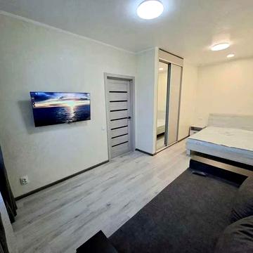 Оренда 1 кім вул Олени Теліги 15 біля Кільцевої та Готель Верховина