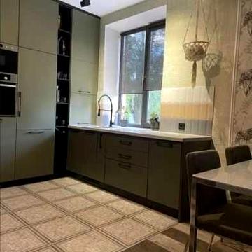 3х квартира з ремонтом, р-н ТЦ Україна.