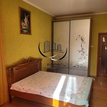 Здається 2 кімнатна квартира, біля м. Захисників України