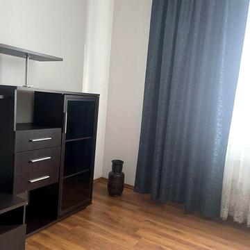 Власник Здаю  2х кімнатну квартиру на Поділі .