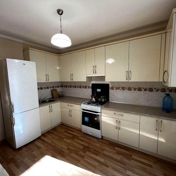 Оренда однокімнатна центр