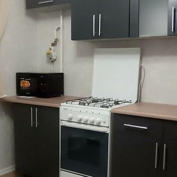 Ревуцького вул., 22