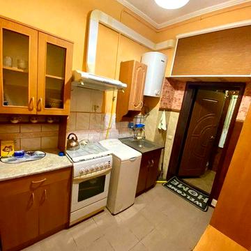 Продаж 1-кім. квартири. пл. Св. Теодора