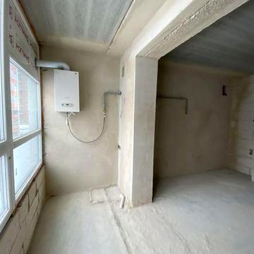 Простора квартира на 3му поверсі ЖК Мрія на Покровській