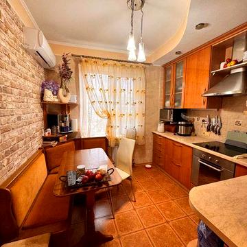 Продам 3-комн. квартиру с ЕВРОРЕМОНТОМ на ул.Высоцкого/ул.Семёна Палия