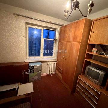 Продам дешево 3к квартиру Борщагівка м Житомирська парк Совки