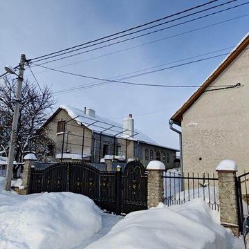 Оренда приватного будинку