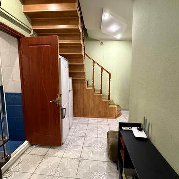 Довгострокова оренда 3к Дім Костецька (Генерала Ватутіна) вулиця