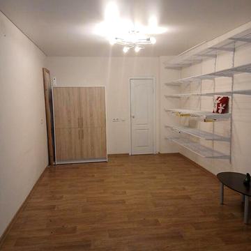 Продаж 1к Квартира Жоліо-Кюрі вулиця