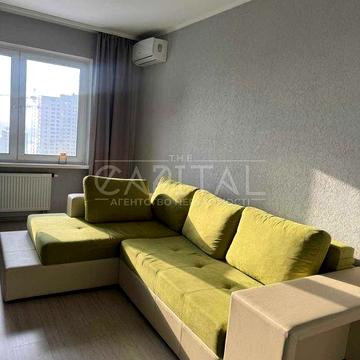 Продаж  Генератор Гмирі Бориса Позняки  2 кімнати 2 сан вузла ЖК патриотика